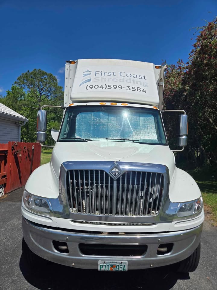 2007 International 4400 Shred-Tech MDS-35GT